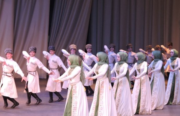 Юбилейный концерт Чеченского гос фольклорного ансамбля песни и танца "НОХЧО"